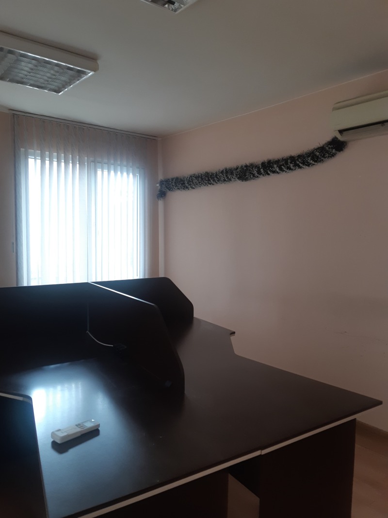 Kiadó  Ipari épület régió Kyustendil , Dupnica , 1245 négyzetméter | 21104700 - kép [7]