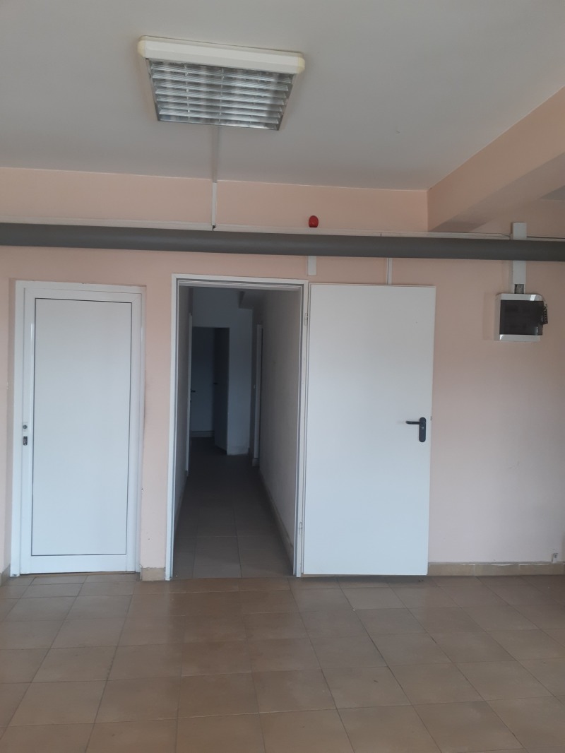 Kiadó  Ipari épület régió Kyustendil , Dupnica , 1245 négyzetméter | 21104700 - kép [5]