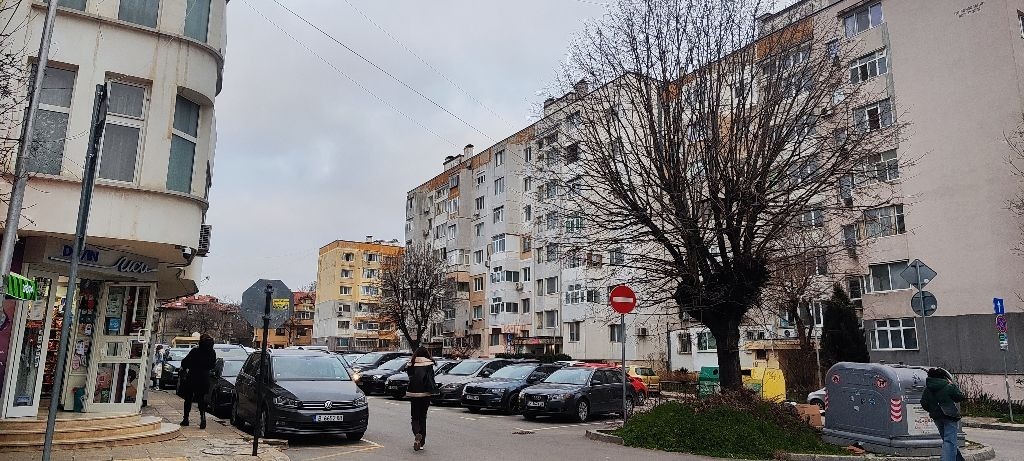Дава под наем 3-СТАЕН, гр. Варна, Лятно кино Тракия, снимка 11 - Апартаменти - 54919570