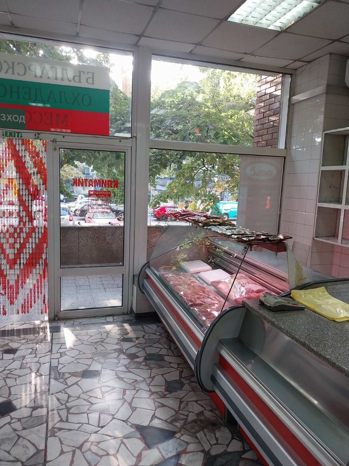 Дава под наем МАГАЗИН, гр. Пловдив, Център, снимка 3 - Магазини - 56073421