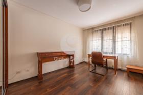 3 bedroom Tsentar, Sofia 7