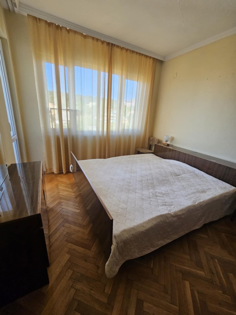 Til leje  3+ soveværelse Stara Zagora , Ayazmoto , 115 kvm | 90162217 - billede [7]