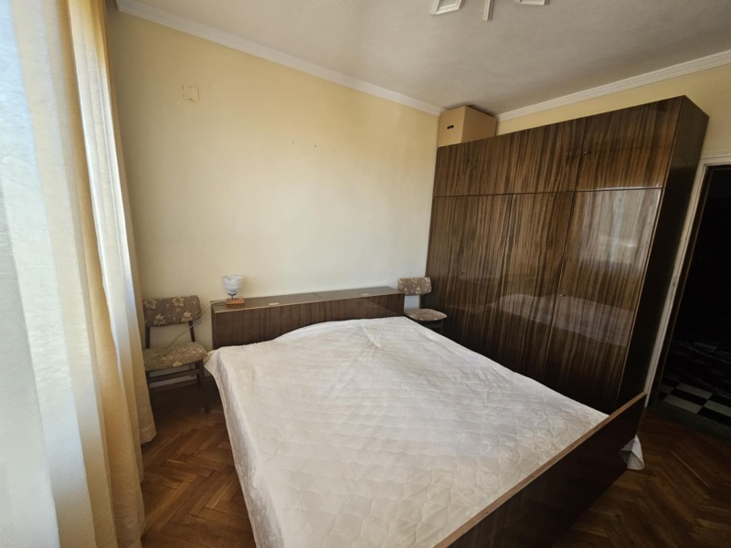 Til leje  3+ soveværelse Stara Zagora , Ayazmoto , 115 kvm | 90162217 - billede [2]