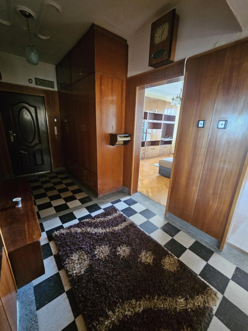 Til leje  3+ soveværelse Stara Zagora , Ayazmoto , 115 kvm | 90162217 - billede [6]