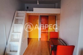 Γραφείο ΤΣενταρ, Σοφηια