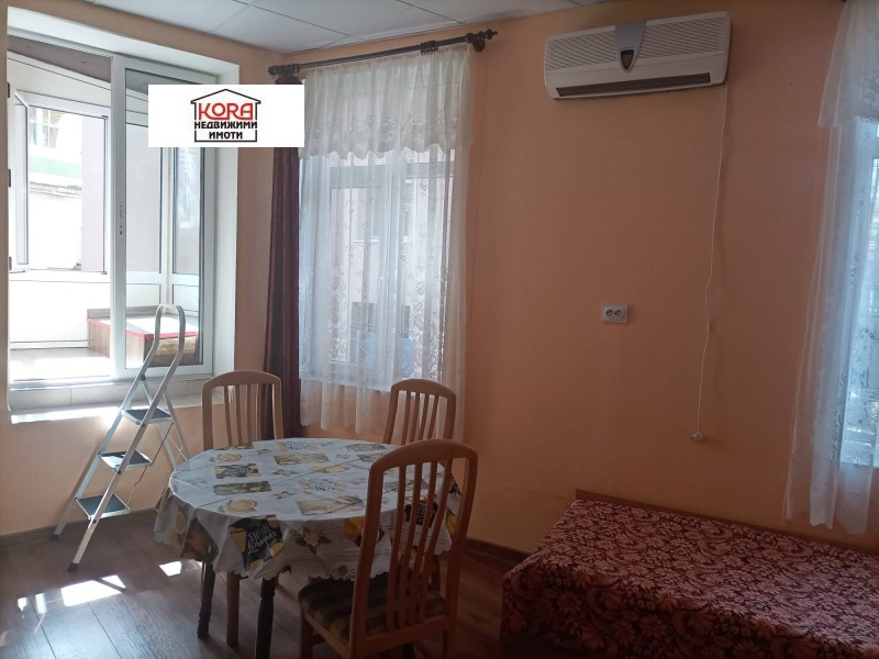 För uthyrning  1 sovrum Pleven , Idealen centar , 55 kvm | 70896820 - bild [3]