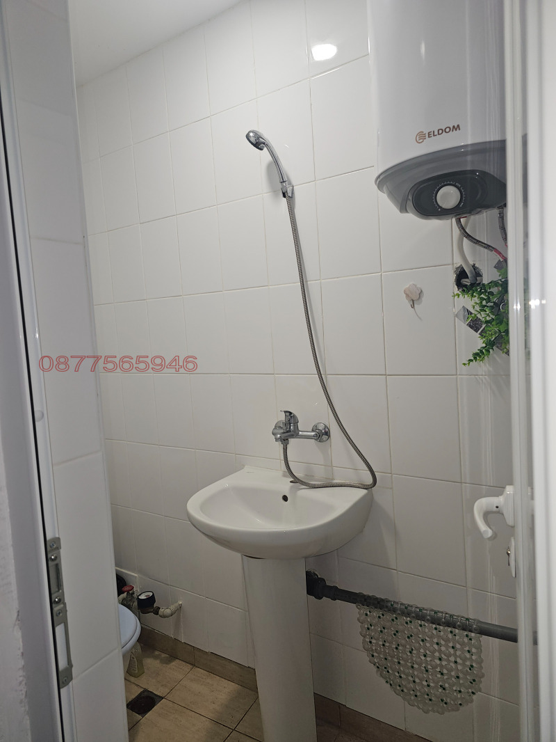 Дава под наем ОФИС, гр. Димитровград, област Хасково, снимка 8 - Офиси - 52783878