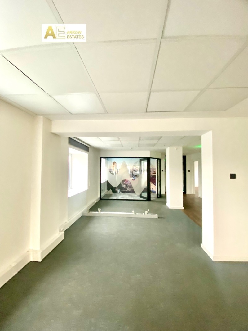 Дава под наем ОФИС, гр. София, Център, снимка 2 - Офиси - 53144652