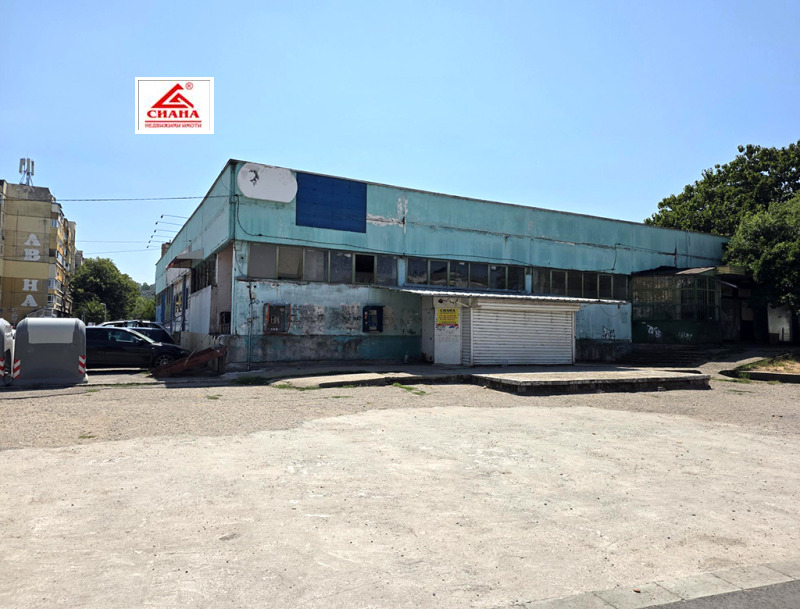 Дава под наем  Магазин град Русе , Чародейка - Юг , 917 кв.м | 93554179