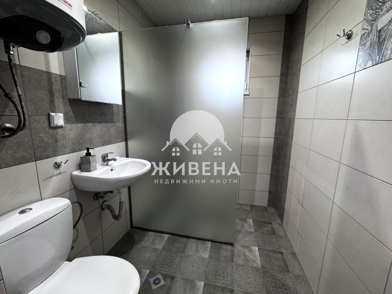 Дава под наем 2-СТАЕН, гр. Варна, Център, снимка 8 - Апартаменти - 54930293