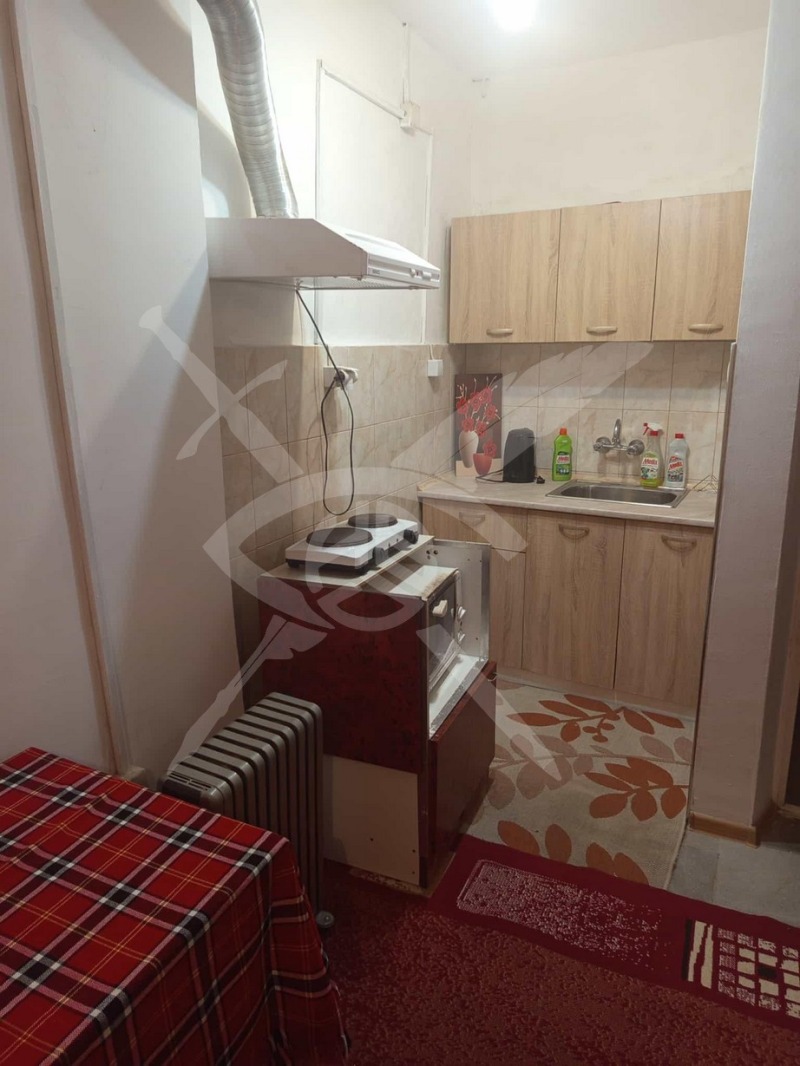 Дава под Наем 1-СТАЕН в град Варна, Център - 30 кв.м / 225 € » 440.06 лв., ЕКС НВД ООД