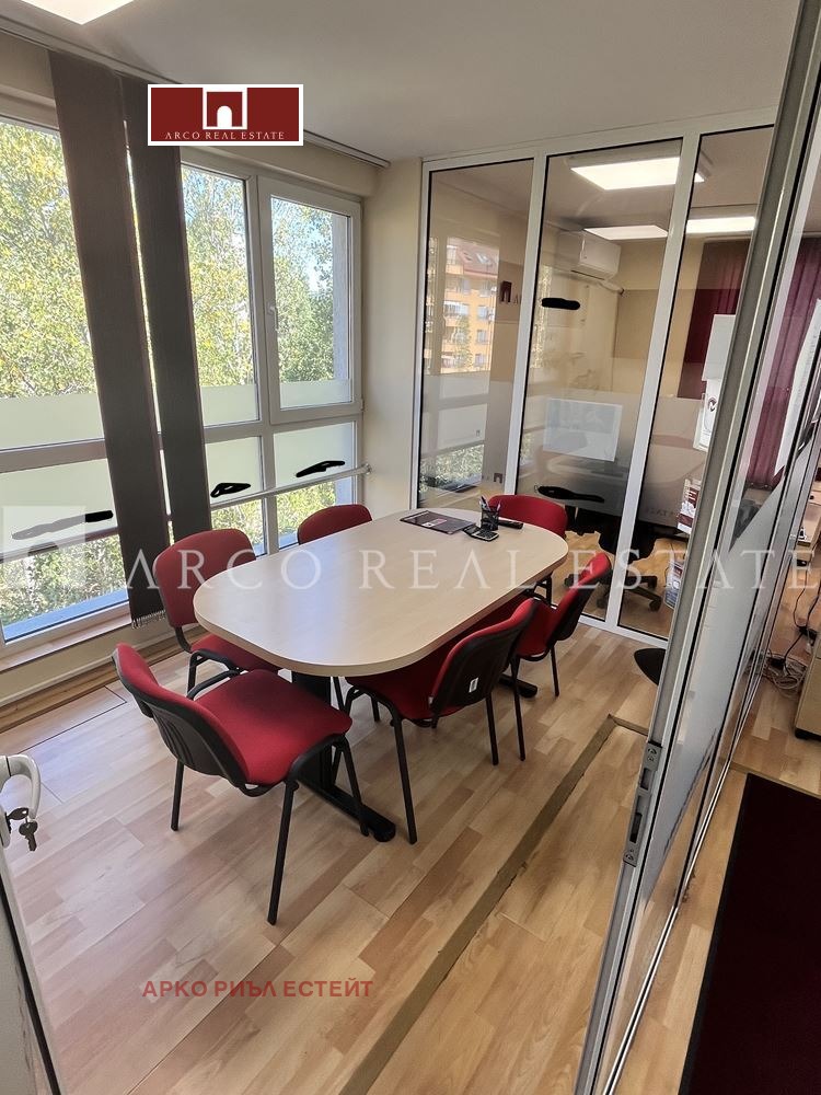 Para alugar  Escritório Sofia , Mladost 1 , 113 m² | 87395637 - imagem [9]