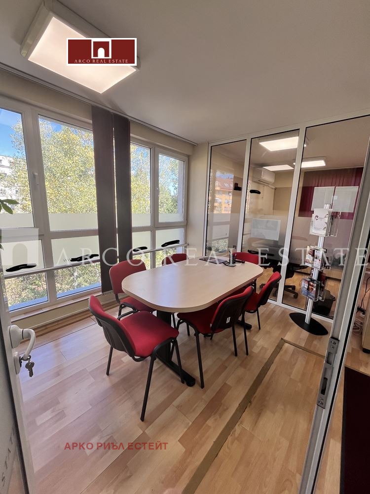 Para alugar  Escritório Sofia , Mladost 1 , 113 m² | 87395637 - imagem [5]
