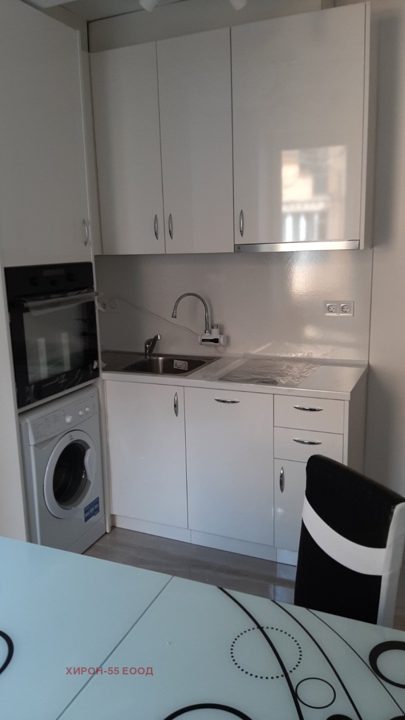 Do wynajęcia  2 sypialnie Sofia , Centar , 100 mkw | 70246300 - obraz [9]