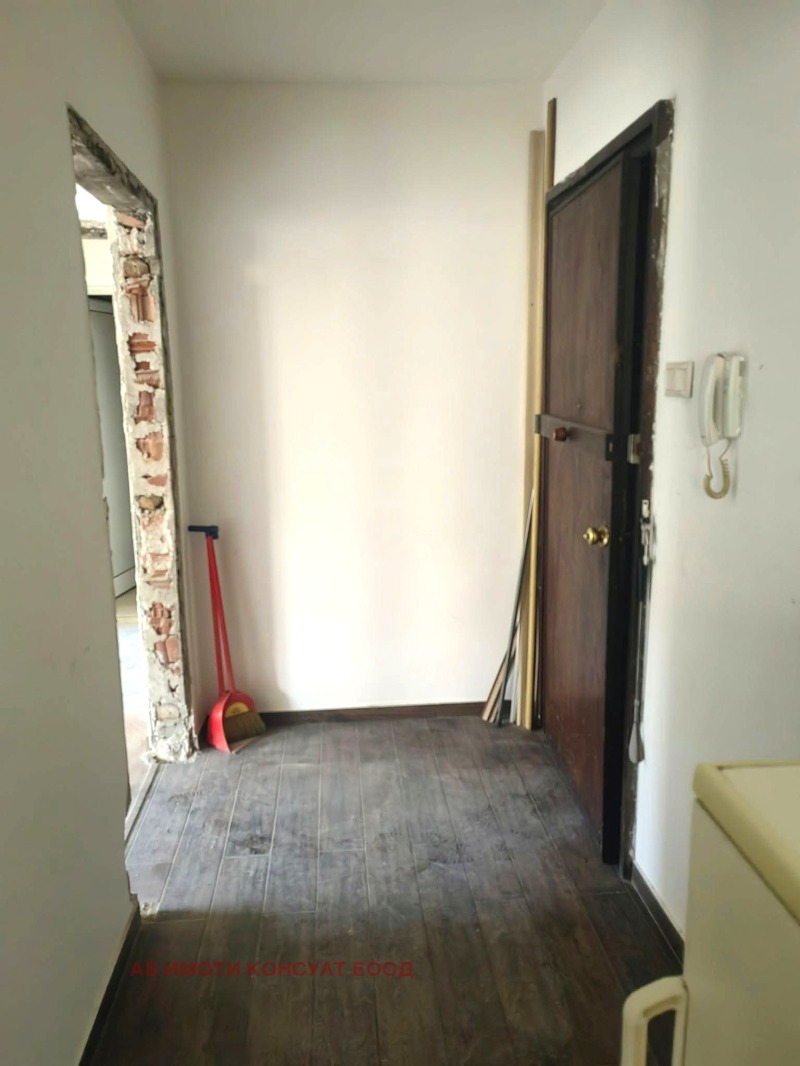 Дава под наем 3-СТАЕН, гр. София, Докторски паметник, снимка 6 - Апартаменти - 52834494