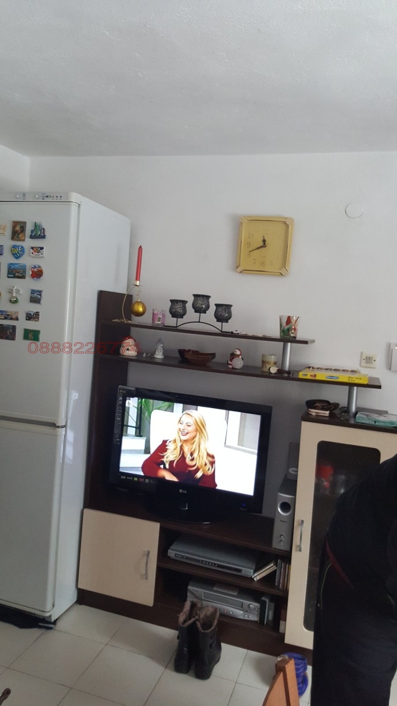 Дава под наем КЪЩА, с. Рибарица, област Ловеч, снимка 12 - Къщи - 53220563