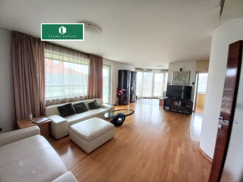 A louer  1 chambre Sofia , Geo Milev , 150 m² | 15000891