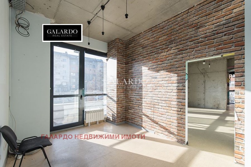 Дава под наем МАГАЗИН, гр. София, Център, снимка 14 - Магазини - 53570555