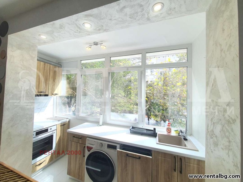 Дава под наем 3-СТАЕН, гр. Пловдив, Център, снимка 6 - Апартаменти - 53074537