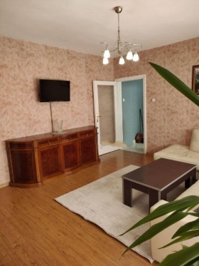    4- | Imot.bg    12