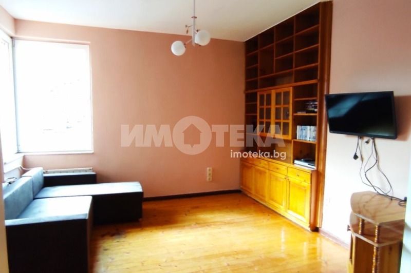 Дава под наем 2-СТАЕН, гр. София, Център, снимка 5 - Апартаменти - 53148387