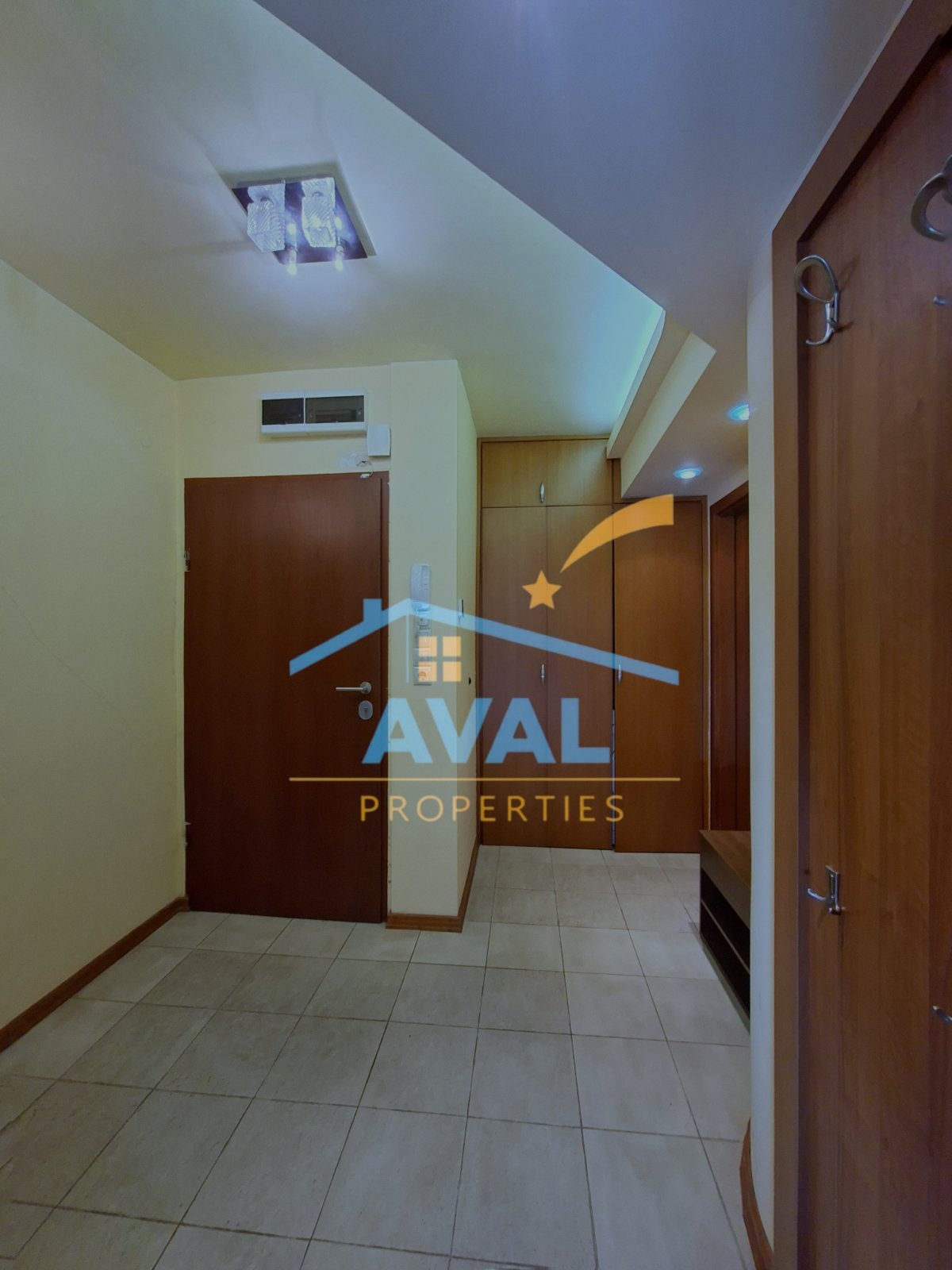 Дава под наем 2-СТАЕН, гр. София, Лозенец, снимка 12 - Апартаменти - 53721893