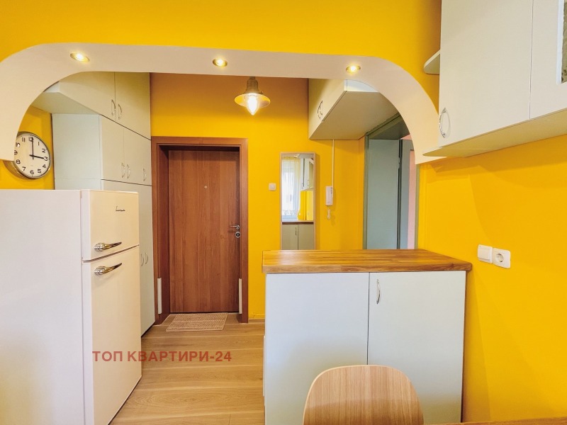Zu vermieten  1 Schlafzimmer Sofia , Zentar , 60 qm | 89935395 - Bild [10]