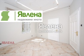     , , >