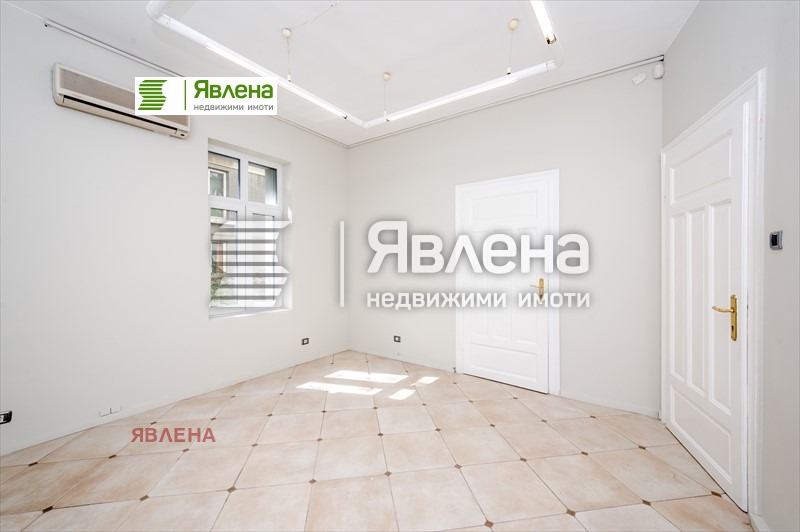 Издаје се  Канцеларија Софија , Центар , 120 м2 | 68602028 - слика [4]
