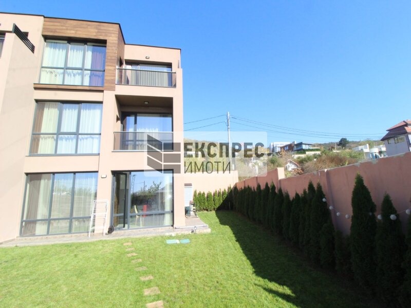 Дава под наем КЪЩА, гр. Варна, м-т Сотира