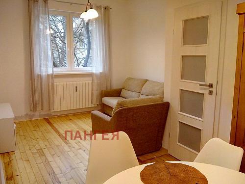Издаје се  1 спаваћа соба Софија , Центар , 68 м2 | 70805043