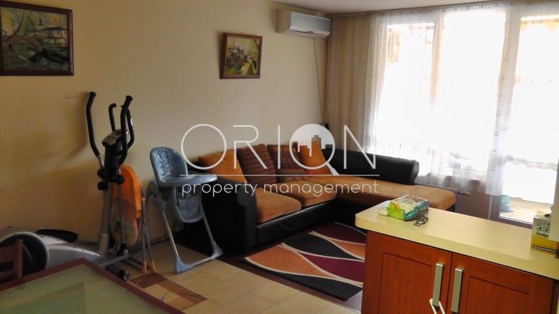 Дава под нем  3-стаен, град София, Дианабад •  750 € • ID 37934333 — holmes.bg - [1] 