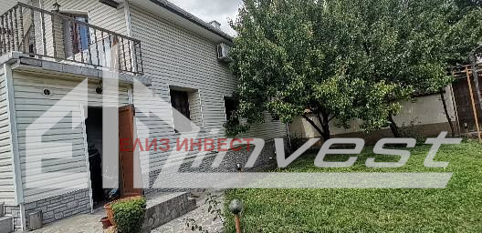 Дава под наем КЪЩА, гр. Нови пазар, област Шумен, снимка 5 - Къщи - 53638820