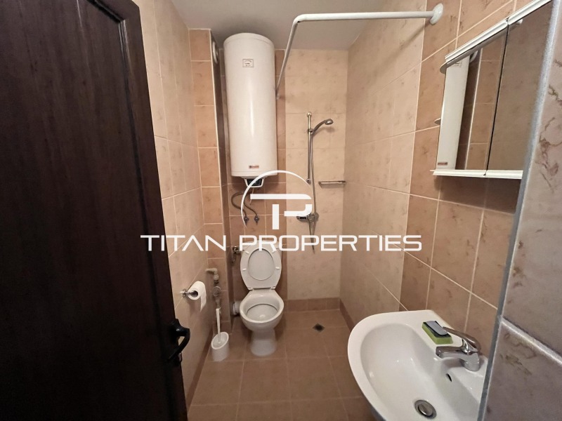 De inchiriat  1 dormitor Varna , Țentâr , 55 mp | 23225993 - imagine [6]