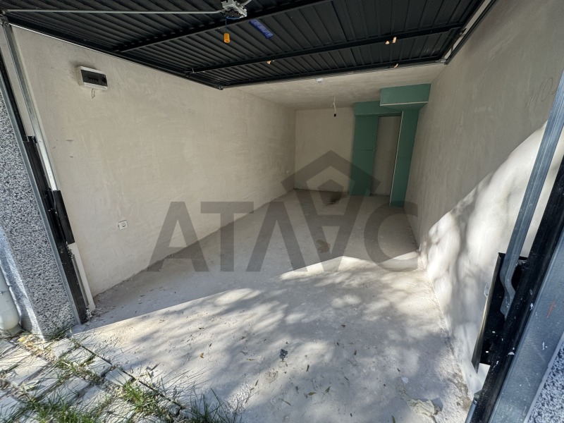 Дава под наем ГАРАЖ, ПАРКОМЯСТО, гр. Пловдив, Коматевски възел, снимка 2 - Гаражи и паркоместа - 52462571