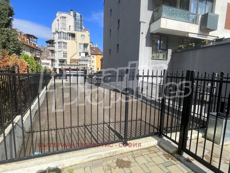 Дава под наем ГАРАЖ, ПАРКОМЯСТО, гр. София, Манастирски ливади, снимка 3 - Гаражи и паркоместа - 53122576