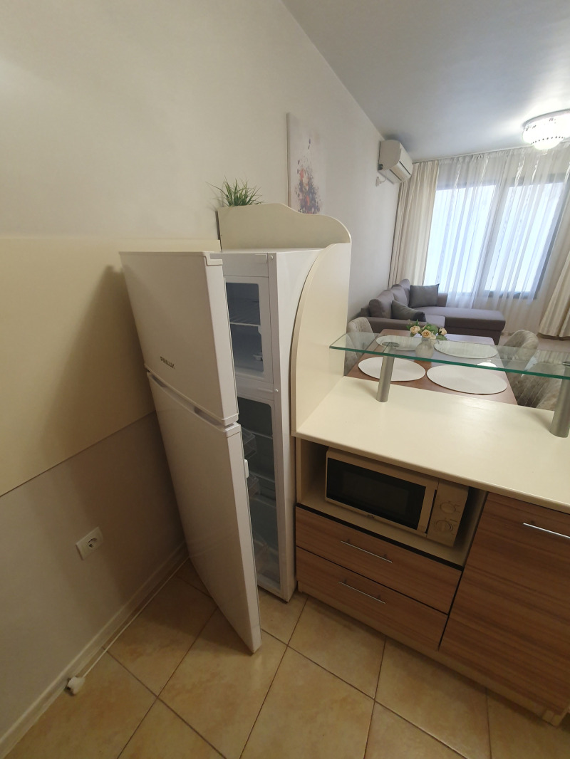 En renta  1 dormitorio Stara Zagora , Tri chuchura - tsentar , 60 metros cuadrados | 55982398 - imagen [4]