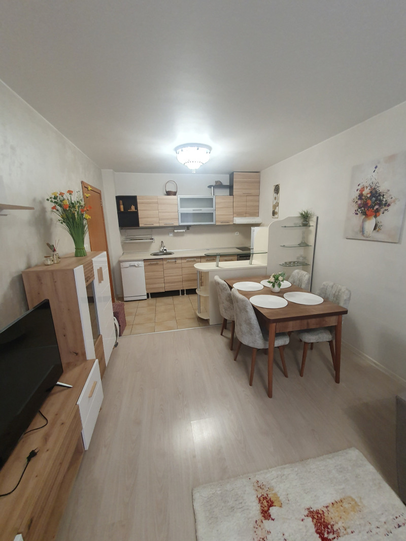 En renta  1 dormitorio Stara Zagora , Tri chuchura - tsentar , 60 metros cuadrados | 55982398 - imagen [3]