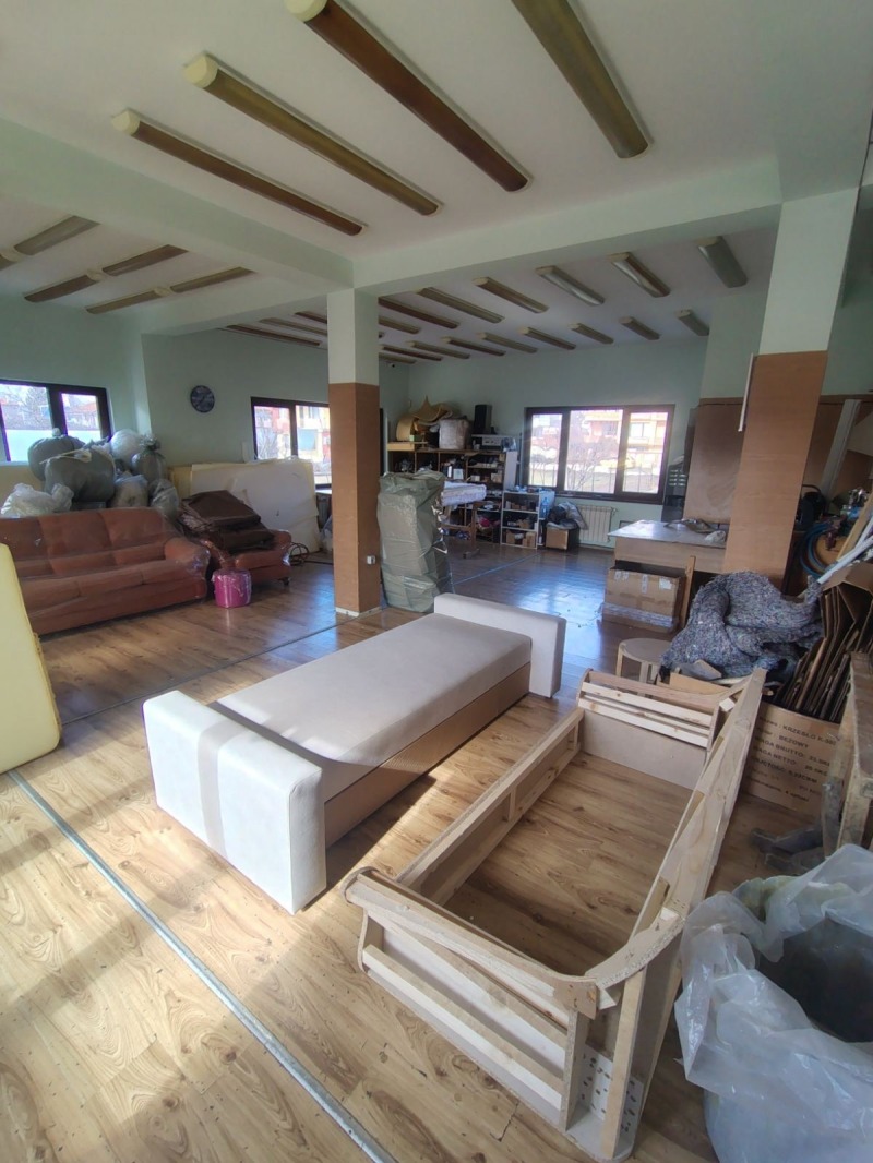 Дава под Наем СКЛАД в град София, Требич - 116 кв.м / 750 € » 1 466.87 лв., ДИВА ЕСТЕЙТС ЕООД