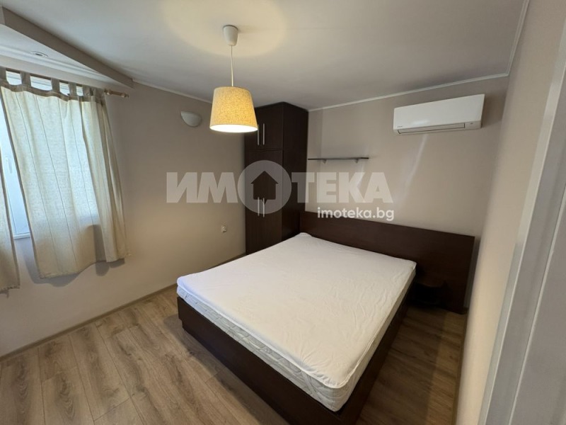 Do wynajęcia  Piętro domu Plowdiw , Mladeżki Chalm , 48 mkw | 64931365
