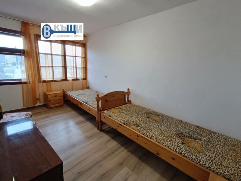 Дава под наем КЪЩА, гр. Велико Търново, Стара част, снимка 11 - Къщи - 53022521