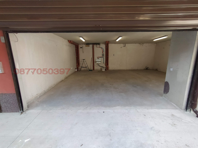 Дава под наем ГАРАЖ, ПАРКОМЯСТО, гр. София, Център, снимка 5 - Гаражи и паркоместа - 53069048