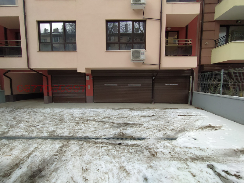 Дава под наем ГАРАЖ, ПАРКОМЯСТО, гр. София, Център