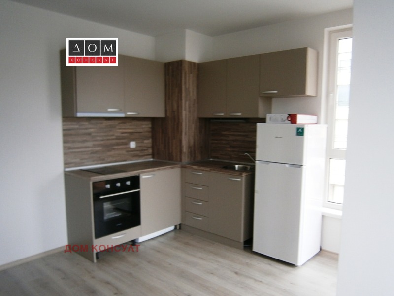 Дава под нем  2-стаен, град София, Младост 1А •  500 EUR • ID 23118125 — holmes.bg - [1] 