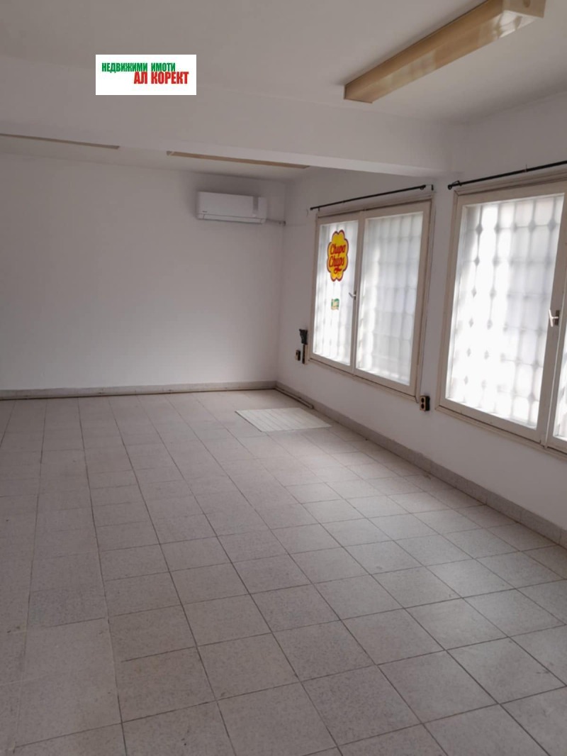 K pronájmu  Kancelář Varna , Asparuchovo , 40 m2 | 13851115