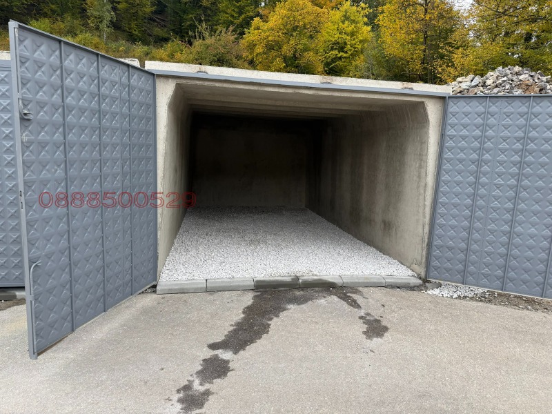 Дава под наем ГАРАЖ, ПАРКОМЯСТО, гр. Смолян, Долно Райково, снимка 2 - Гаражи и паркоместа - 52973279