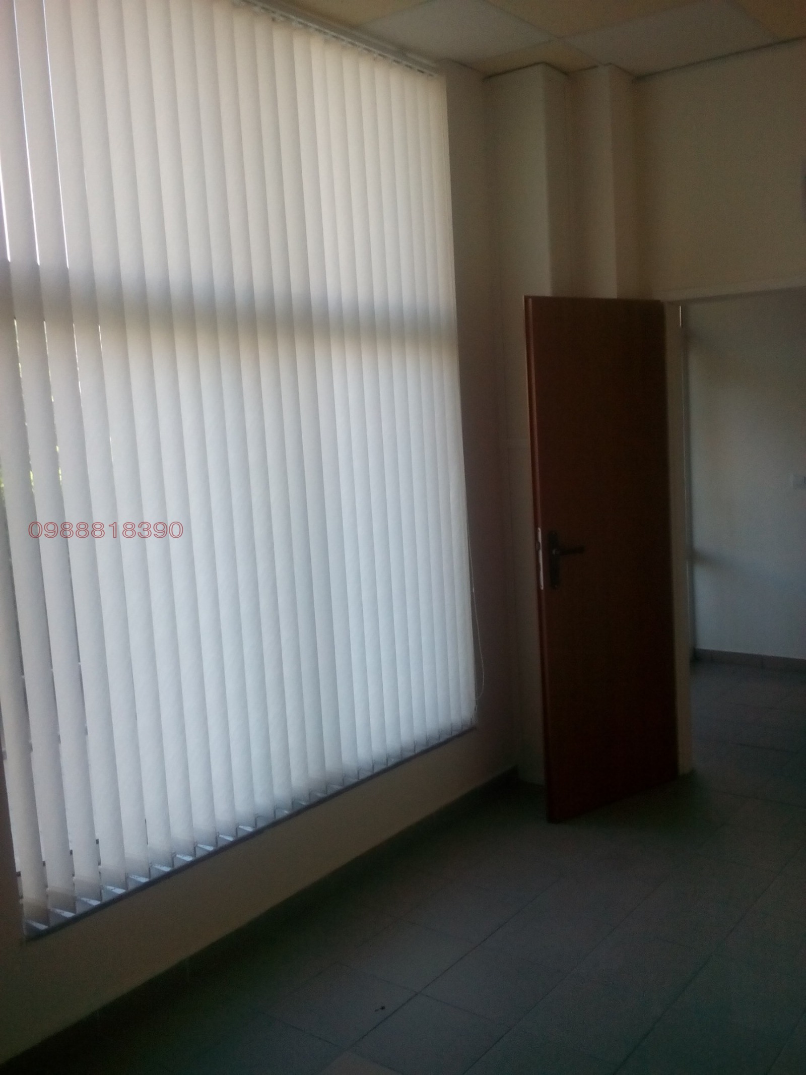 Дава под наем ОФИС, гр. Силистра, Център, снимка 3 - Офиси - 53347446