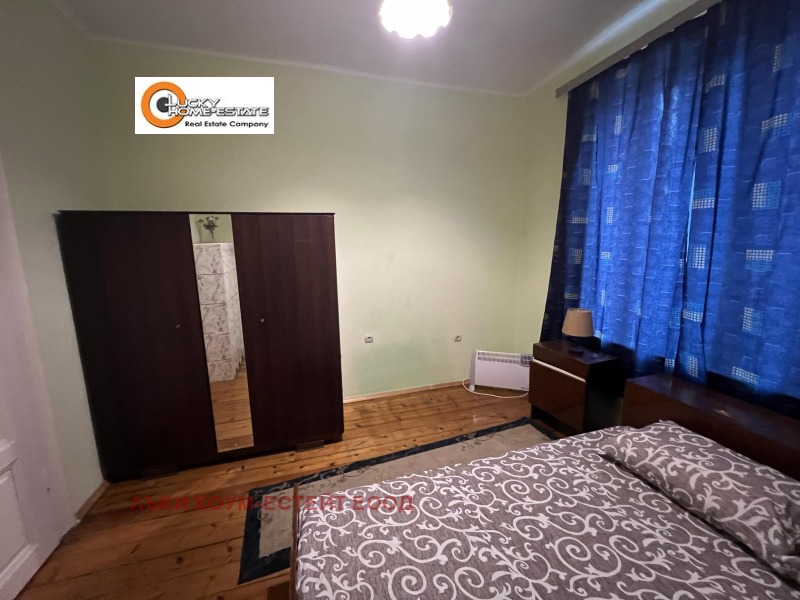 Zu vermieten  2 Schlafzimmer Sofia , Zentar , 80 qm | 13742117 - Bild [6]