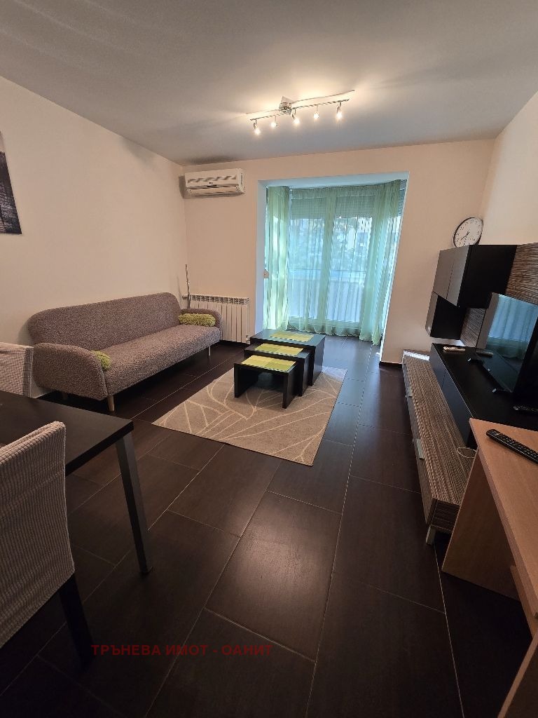 Vuokrattavana  1 makuuhuone Sofia , Meditsinska akademija , 70 neliömetriä | 36897136 - kuva [8]