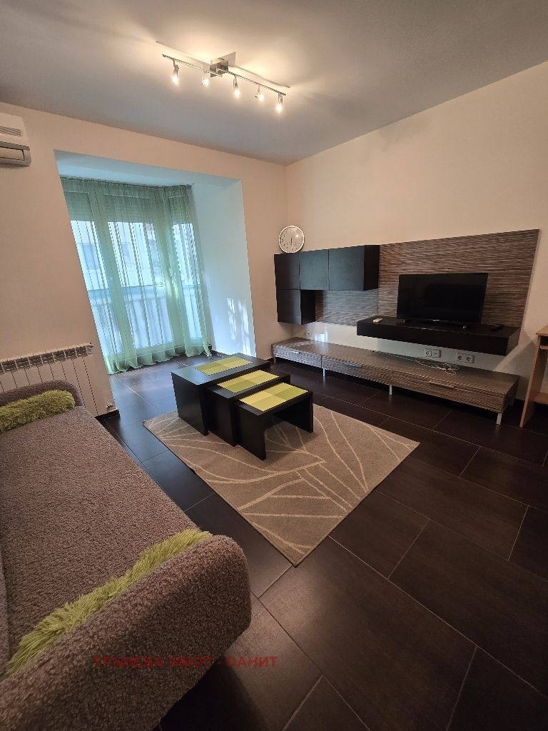 Vuokrattavana  1 makuuhuone Sofia , Meditsinska akademija , 70 neliömetriä | 36897136 - kuva [2]